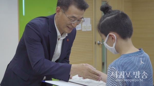JDC는 16일 ‘JDC 국제학교 장학사업’ 장학금을 수여했다.