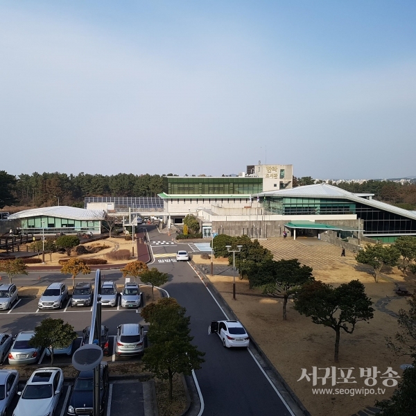 한라도서관, ‘붓(Book)으로 감성을 그리다’ 캘리 수강생 모집