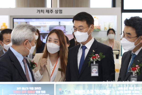중소상공인 경쟁력 강화와 수출 활성화 지원을 위한 ‘가치제주상점’을 론칭했다