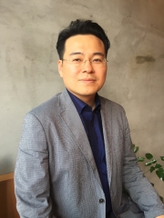 정용복 언론학 박사