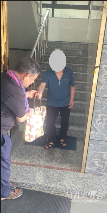 서귀포시 대륜동지역사회보장협의체는 지난 8일 대륜동 관내 취약계층 90가구에 김장 김치와 생필품 등을 전달했다.