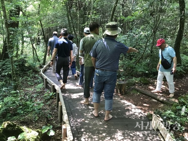 서귀포 치유의 숲 무장애 나눔길에서 한국농아인대회 성공 개회 기원