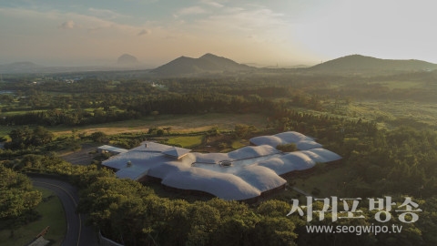 태교 여행과 호캉스를 한번에… 제주 포도호텔 ‘베이비 문’ 패키지 2종 출시