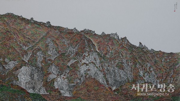 유창훈 한라산 영실기암 110x193 한지에 수묵담채 2017 한국화
