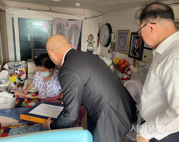 위호텔 제주, 추석맞이 사랑의 선물세트 나눔행사 사진