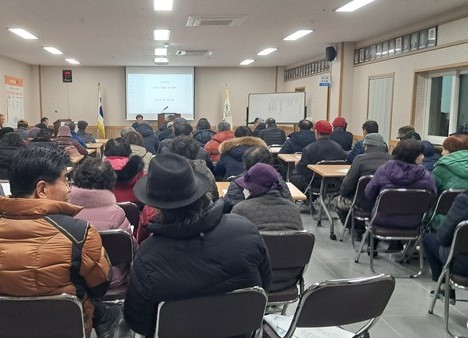 오조리 마을회는 21일 저녁 5시30분에 종합복지회관 2층에서 지역주민 90여명이 참석한 가운데 개최했다.